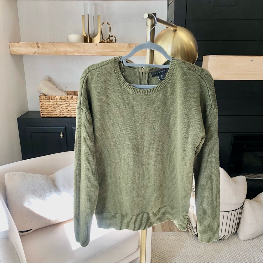 Anthropologie thick knit green sweater